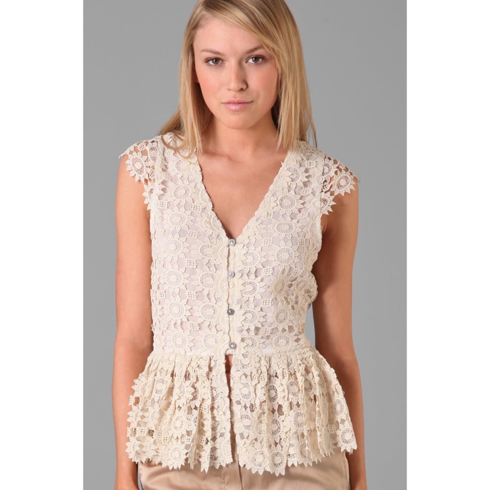 Alice+Olivia Wendy peplum lace top size XS